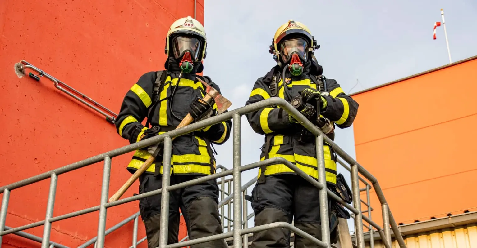 An image of firefighters.