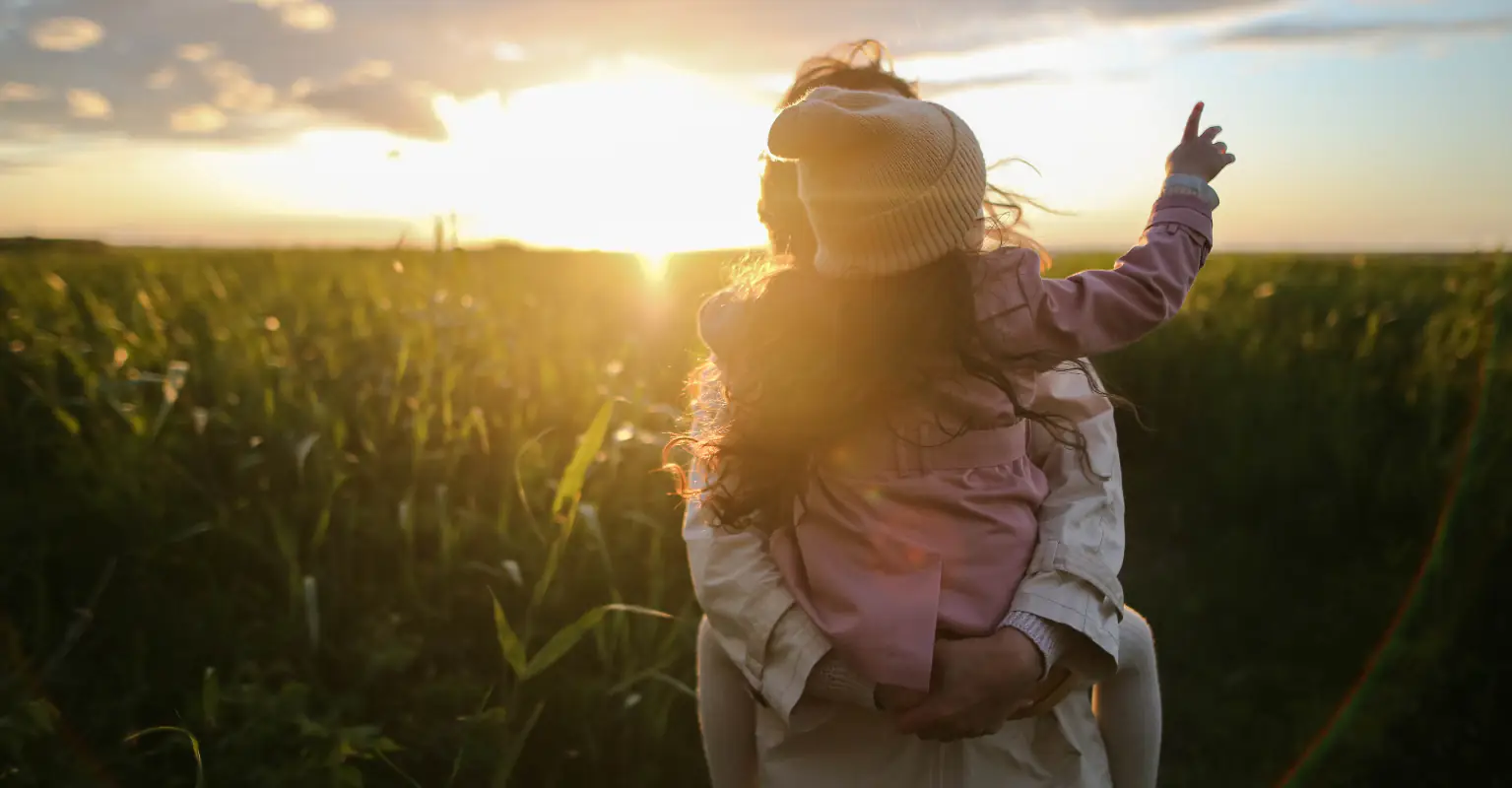Mom voices concern after ex's new girlfriend shares pictures of daughter online