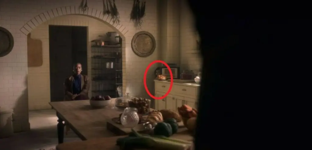 Haunting of Bly Manor hidden ghost.