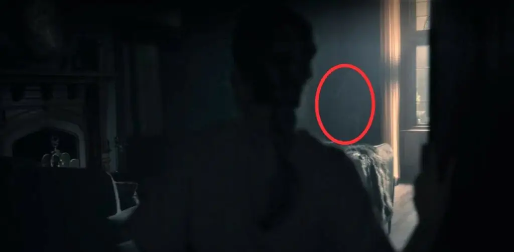 Haunting of Bly Manor hidden ghost.