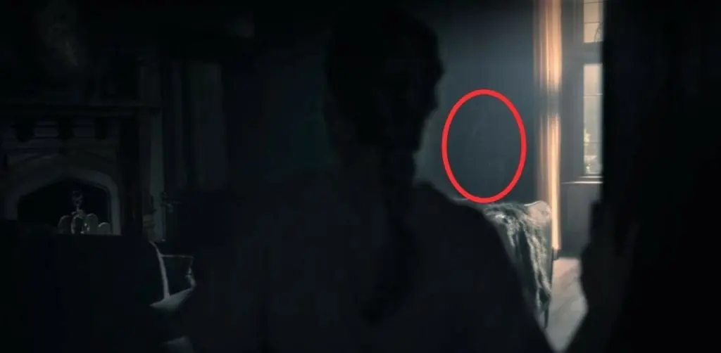 Haunting of Bly Manor hidden ghost.