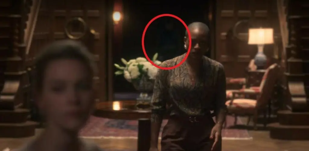 Haunting of Bly Manor hidden ghost.