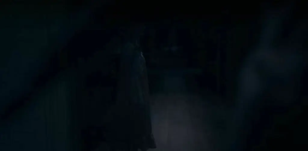 Haunting of Bly Manor hidden ghost.