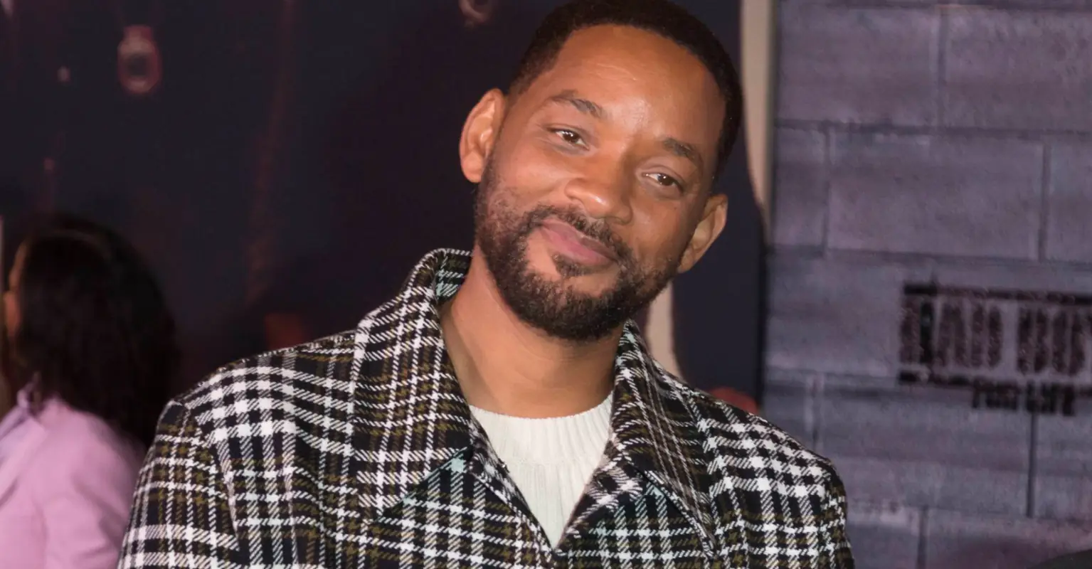 Will Smith reduced to tears by 'Aunt Viv' star as she details his 'mistreatment' on-set