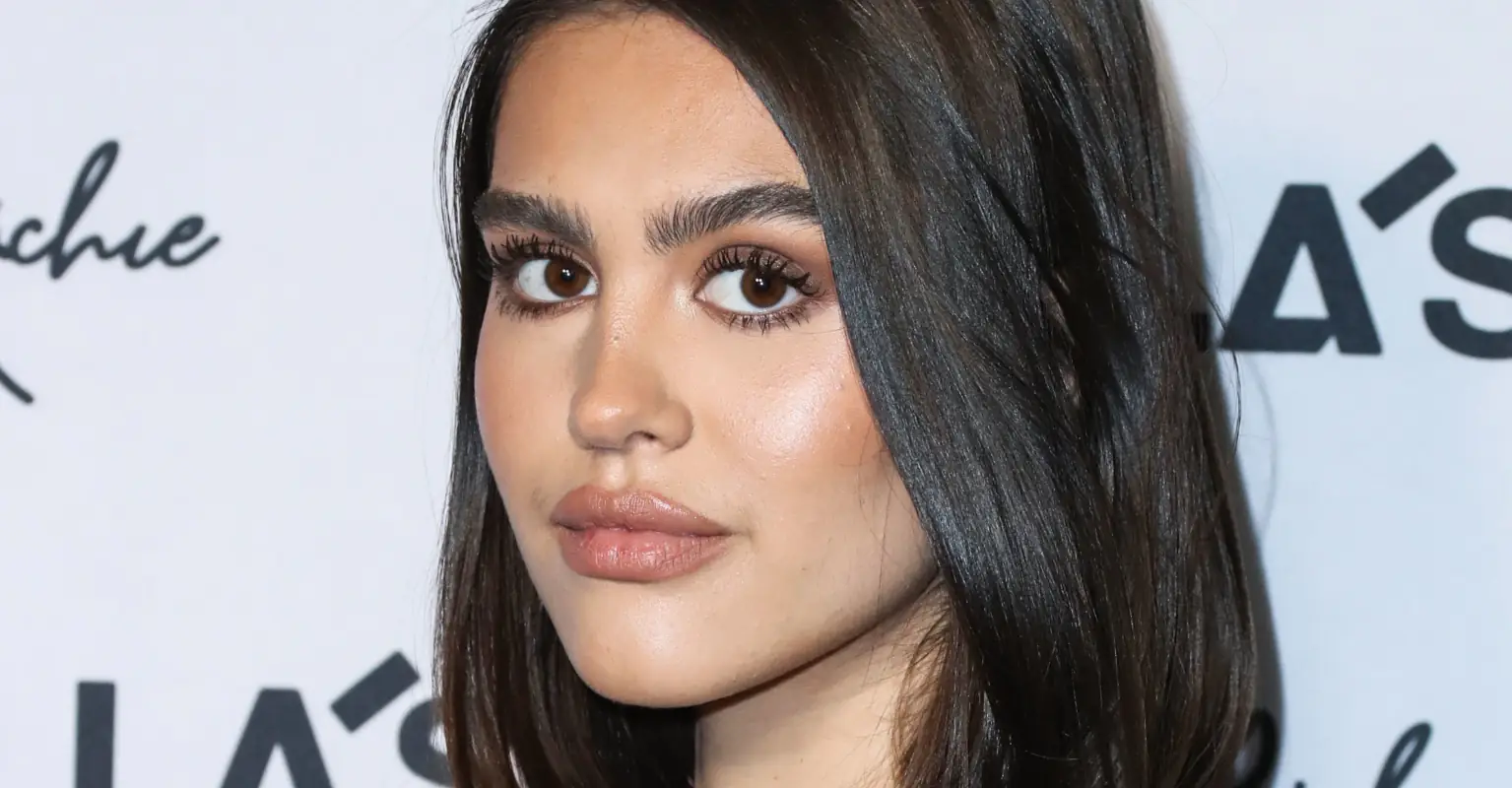 Amelia Hamlin candidly reveals why she had a breast reduction at 16