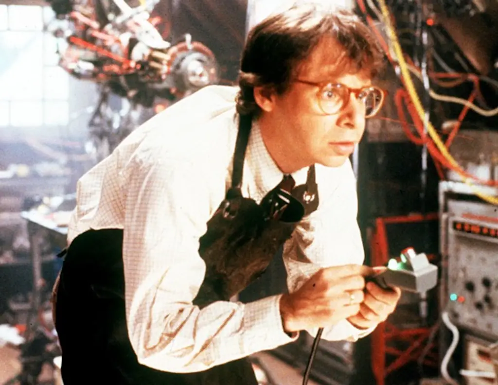 A scene from Honey I Shrunk the Kids.