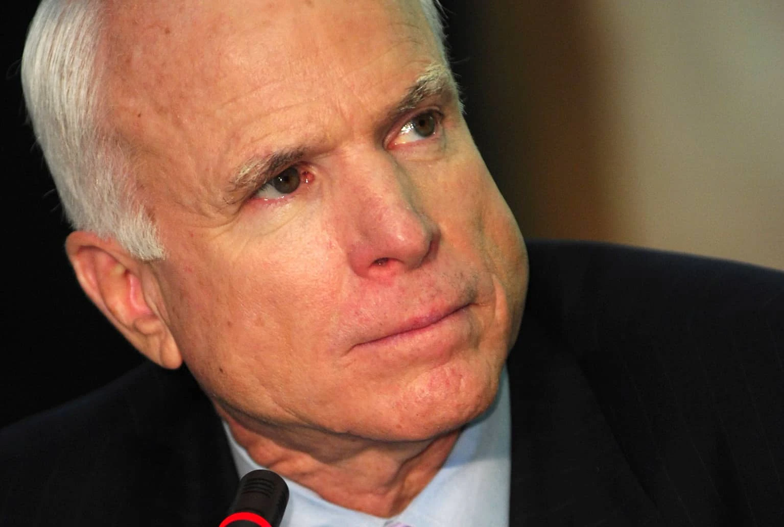 An image of John McCain.