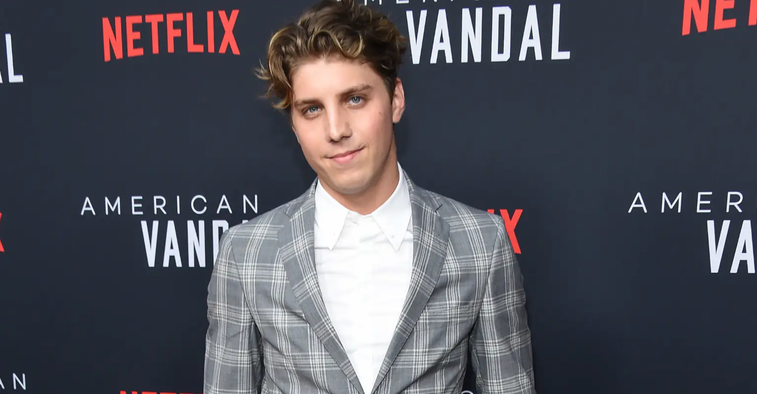 Actor shares the moment 's**t-talking' director criticizes his 's****y apartment' during Zoom audition