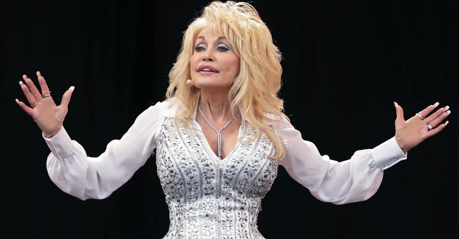 Dolly Parton saved 9-year-old girl's life on set of her Netflix Christmas movie