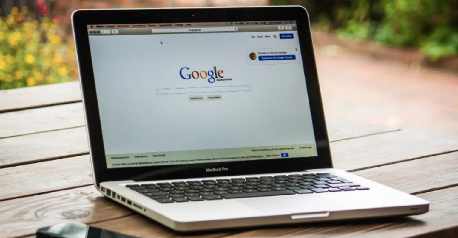 People reveal the nine things you should never search on Google