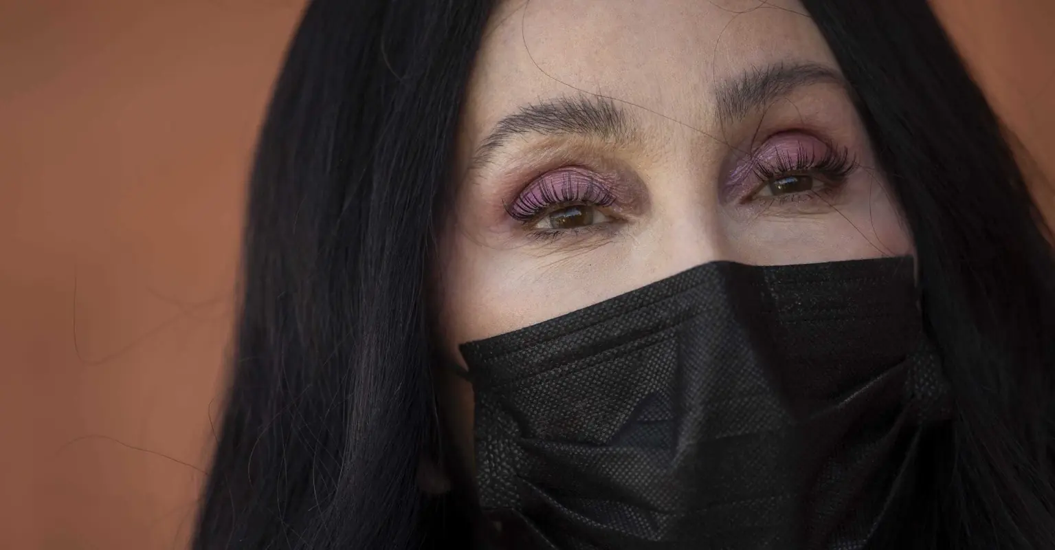 Cher says Trump will 'burn down the White House' rather than admit defeat to Biden