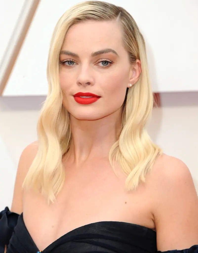 Margot Robbie.