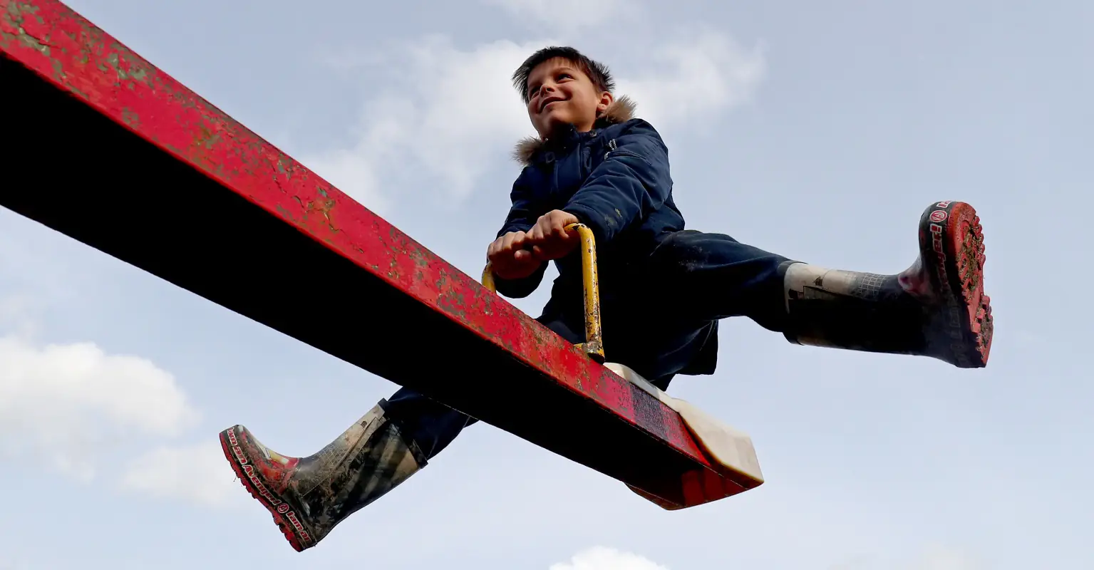 Seesaw through US/Mexico border wall wins design award