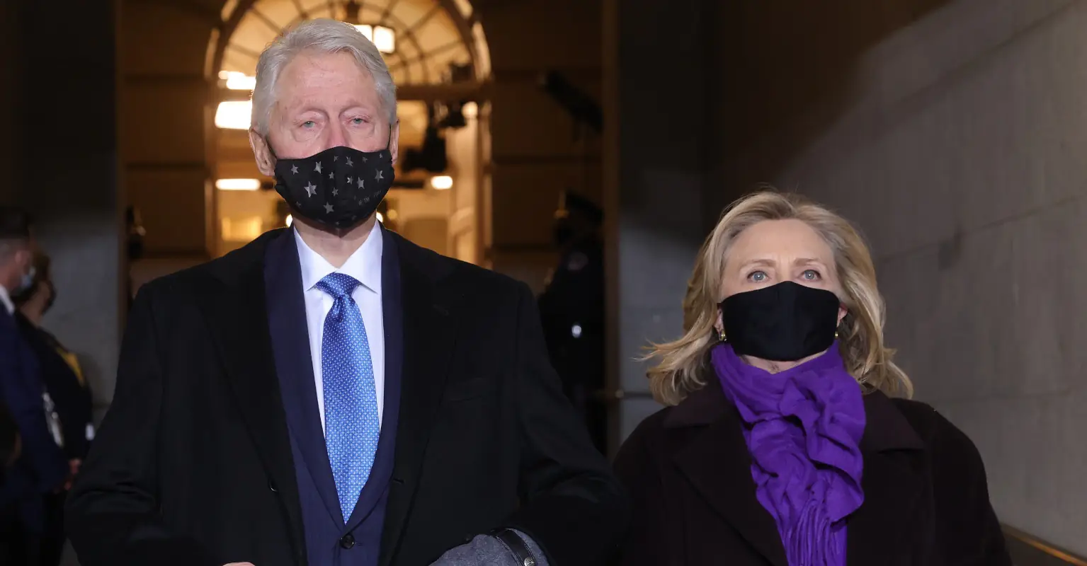 Viewers think Bill Clinton fell asleep during President Biden's inauguration