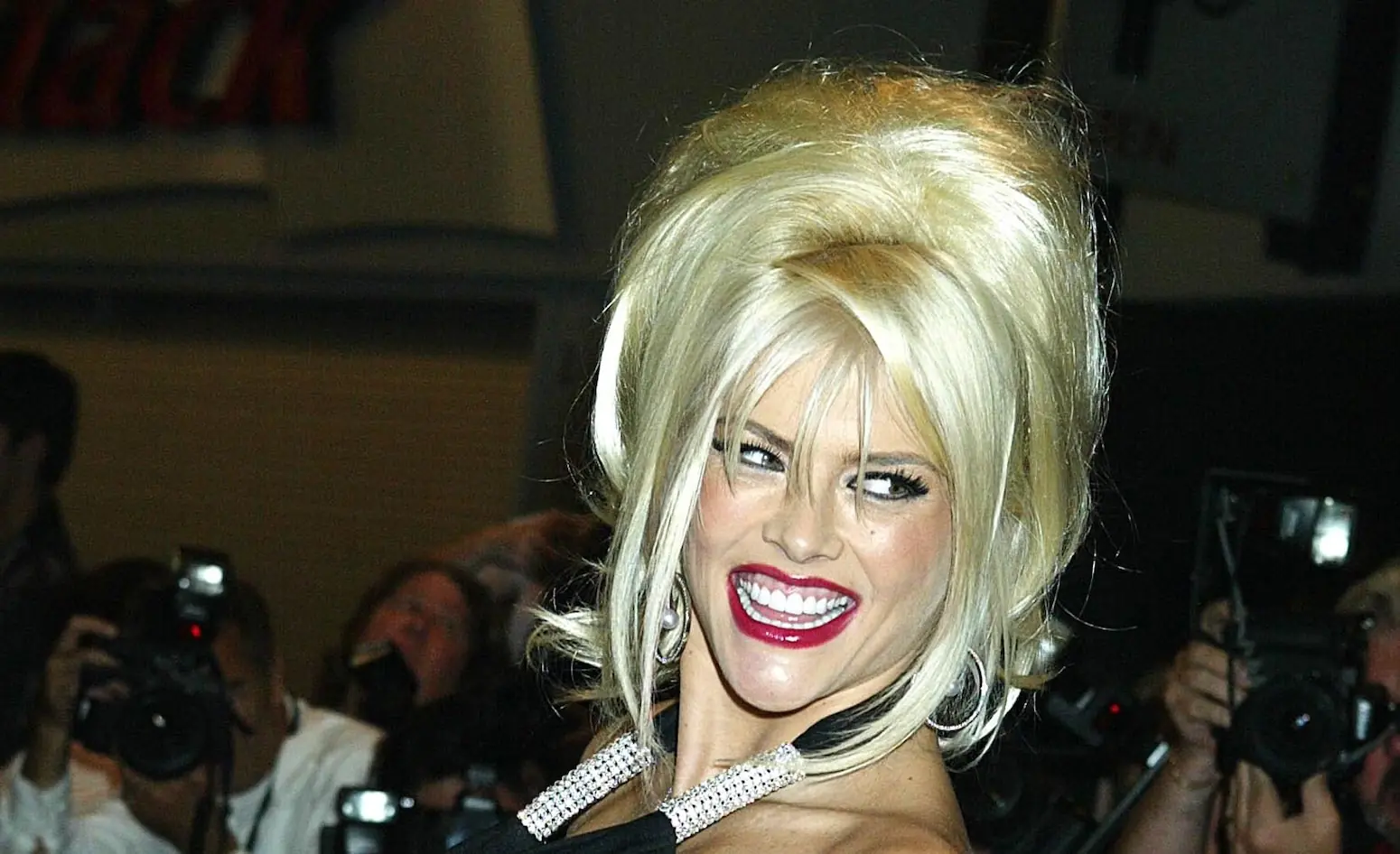 Anna Nicole Smith's daughter is now a teenager and fans think 'it's crazy' how much she looks like her mum