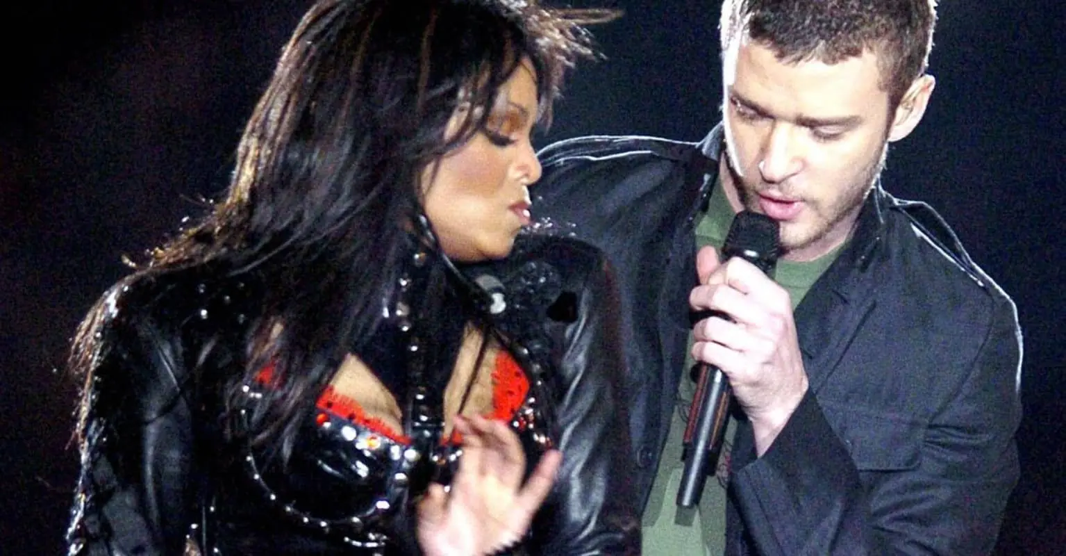 Tearful Janet Jackson breaks silence after Justin Timberlake apologises for 2004 Super Bowl controversy: 'Thank you'