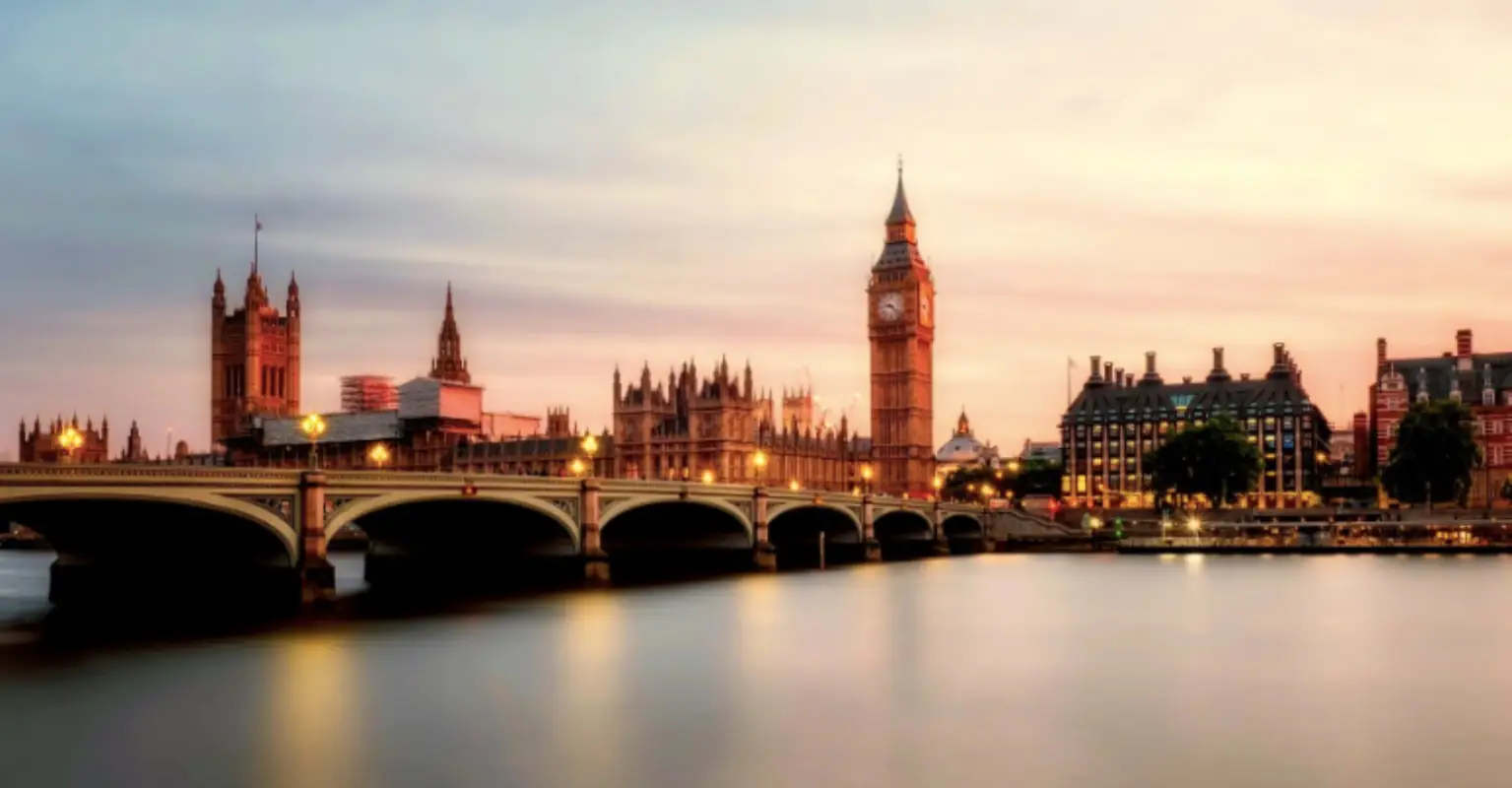 American man lists all the ways Britain is better than the US