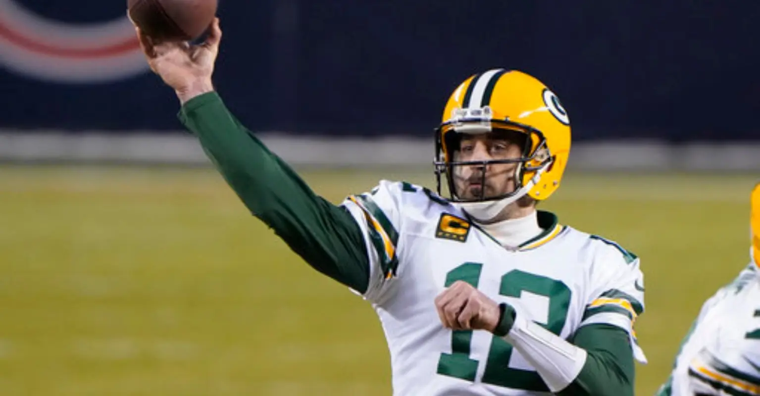 Friends of NFL star Aaron Rodgers are 'surprised' by his engagement to 'rebound' Shailene Woodley