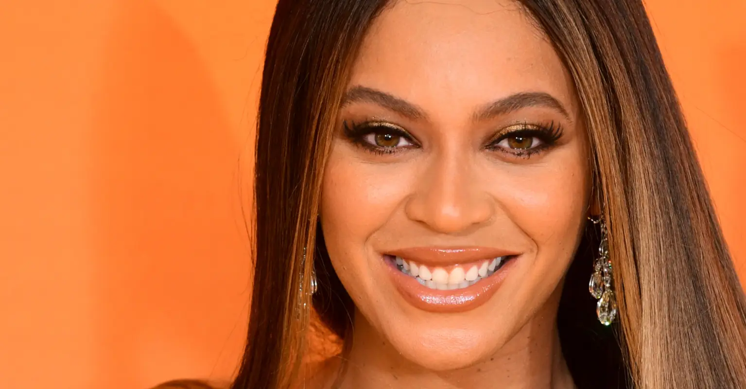 10 unforgettable moments from last night's Grammys – from Beyonce making history to that John Mayer hashtag
