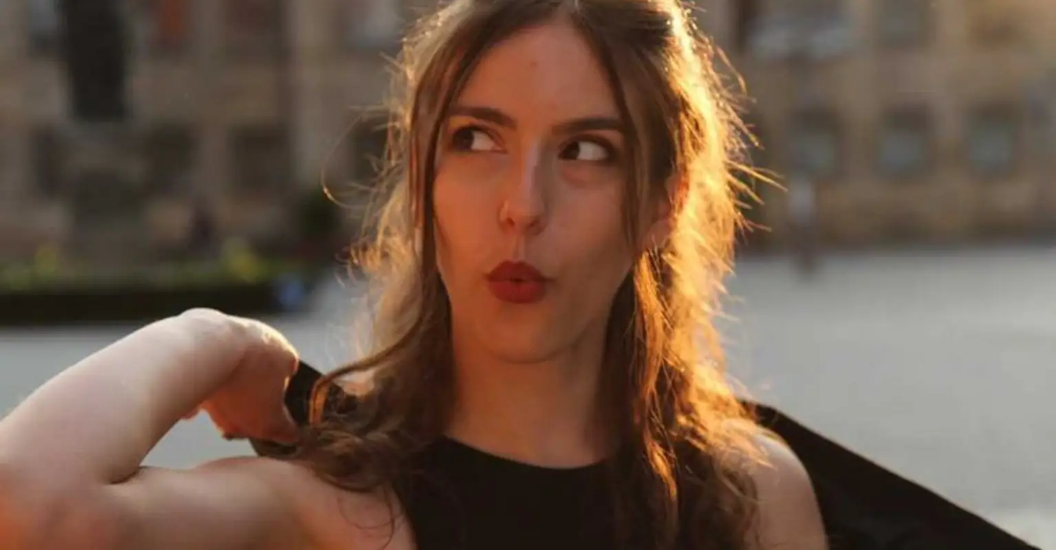 Interview: Feminist activist explains why their decision to stop removing their body hair was an 'important step' into their queerness