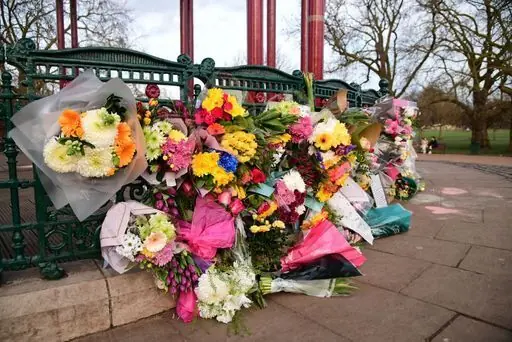 size-full wp-image-1263098412