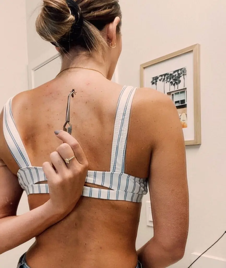 size-large wp-image-1263097798