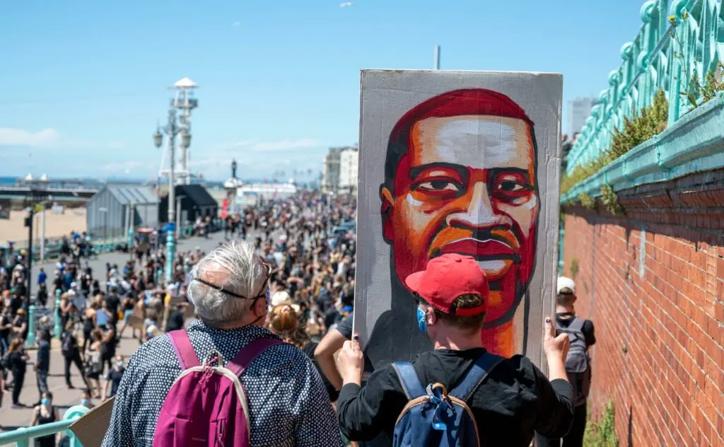 size-large wp-image-1263103104