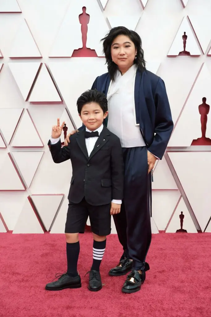 size-large wp-image-1263104723