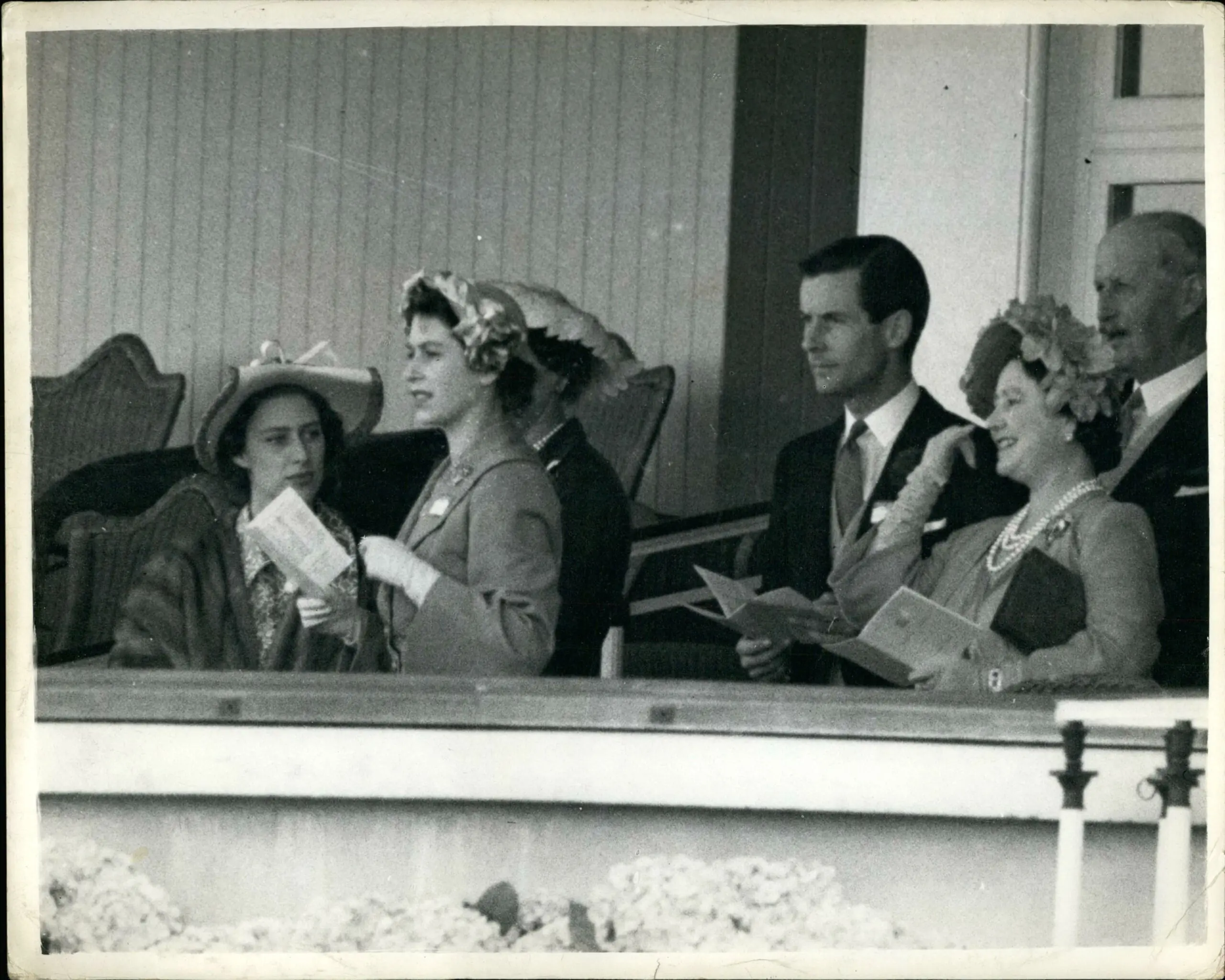 size-full wp-image-1263104878