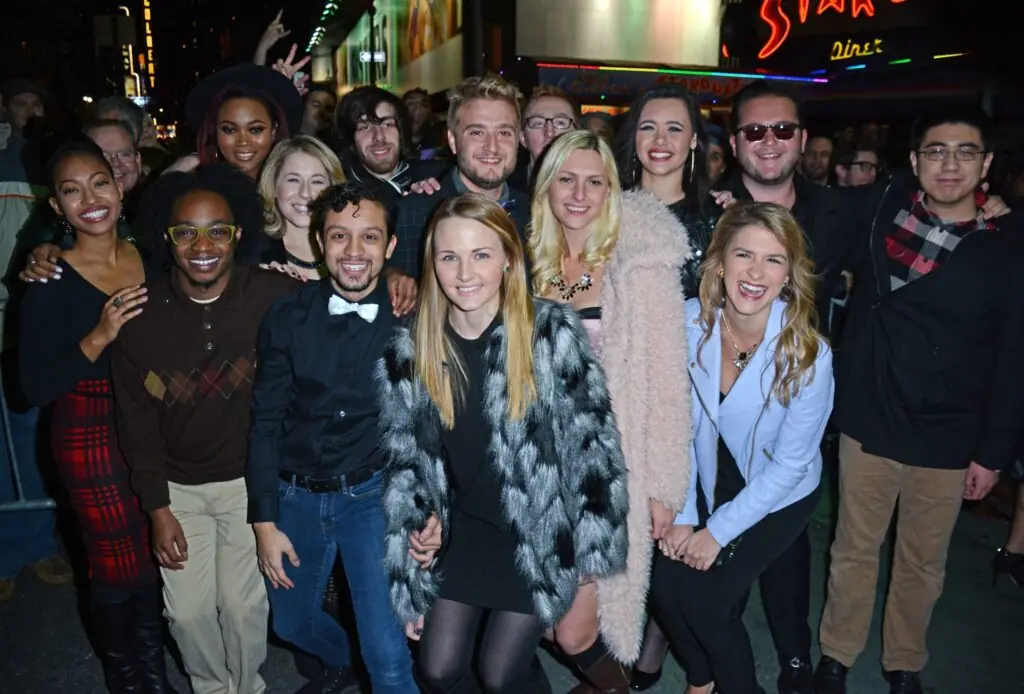 size-large wp-image-1263110129