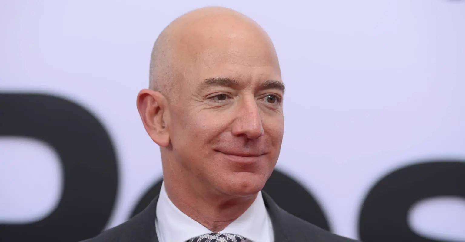 Petition for Jeff Bezos to stay in space surpasses 150,000 signatures