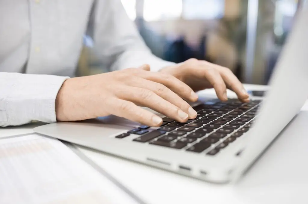 size-large wp-image-1263112032