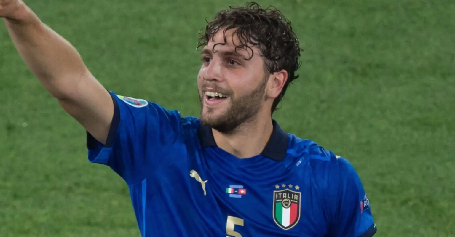Italy's Manuel Locatelli joins Ronaldo in removing Coca-Cola bottles at Euro 2020 press conference