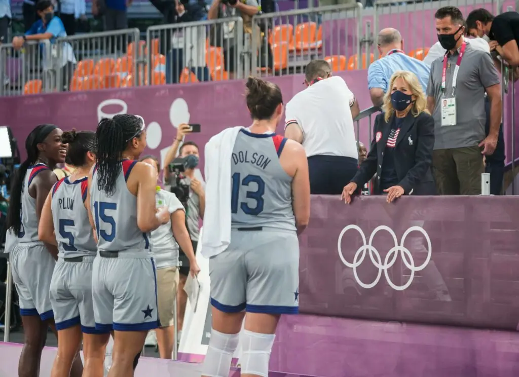 size-large wp-image-1263119399