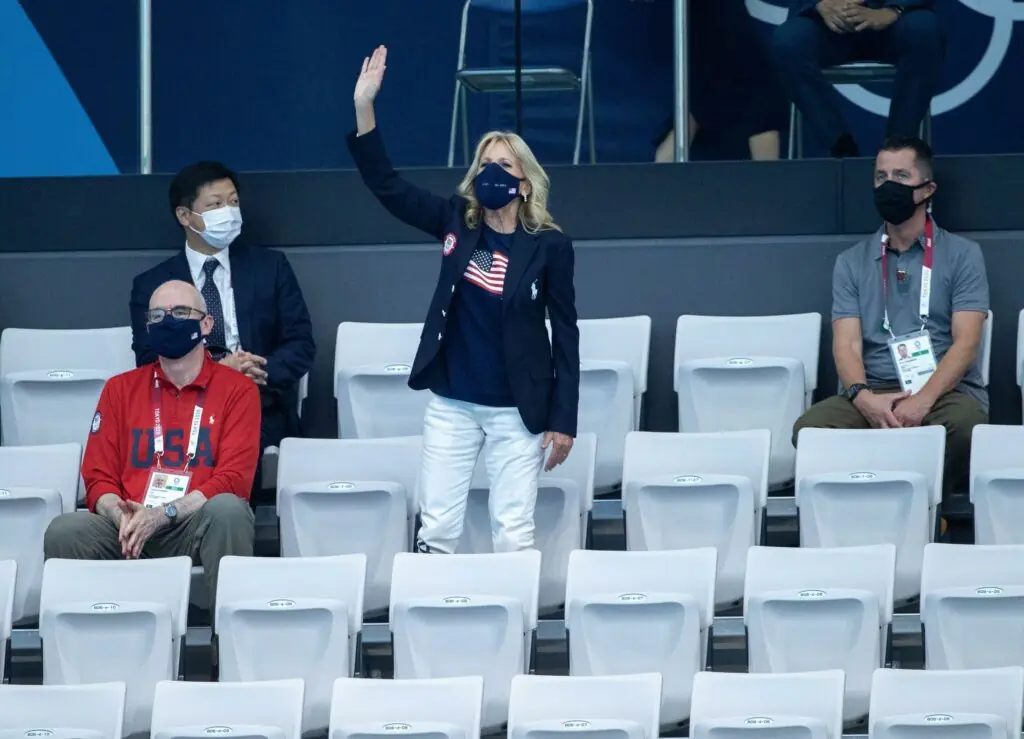 size-large wp-image-1263119400