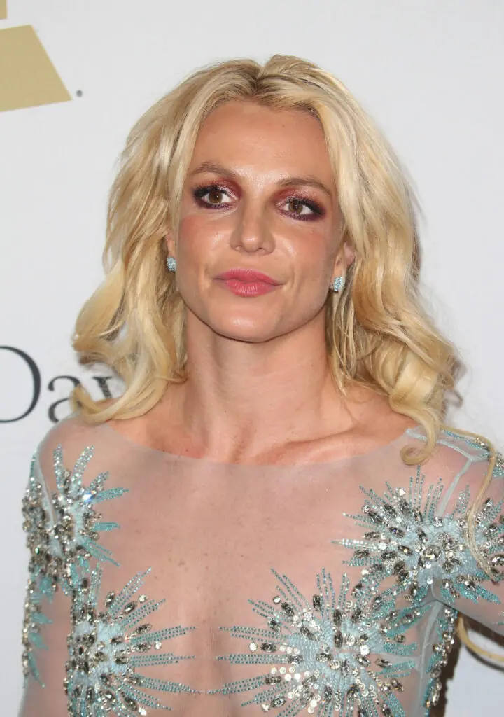 size-large wp-image-1263118824