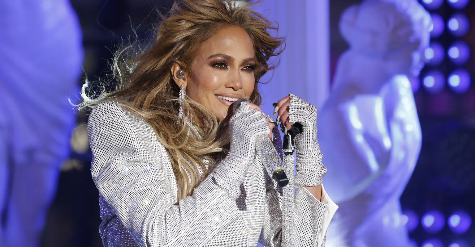 Jennifer Lopez says sharing Super Bowl stage with Shakira was 'worst idea in the world'