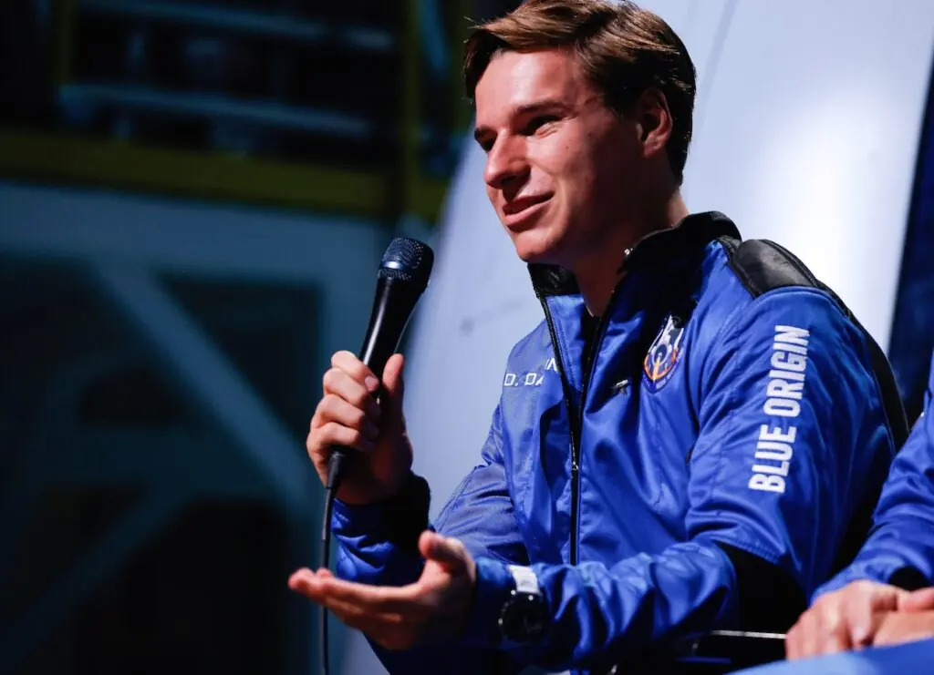 size-large wp-image-1263119394