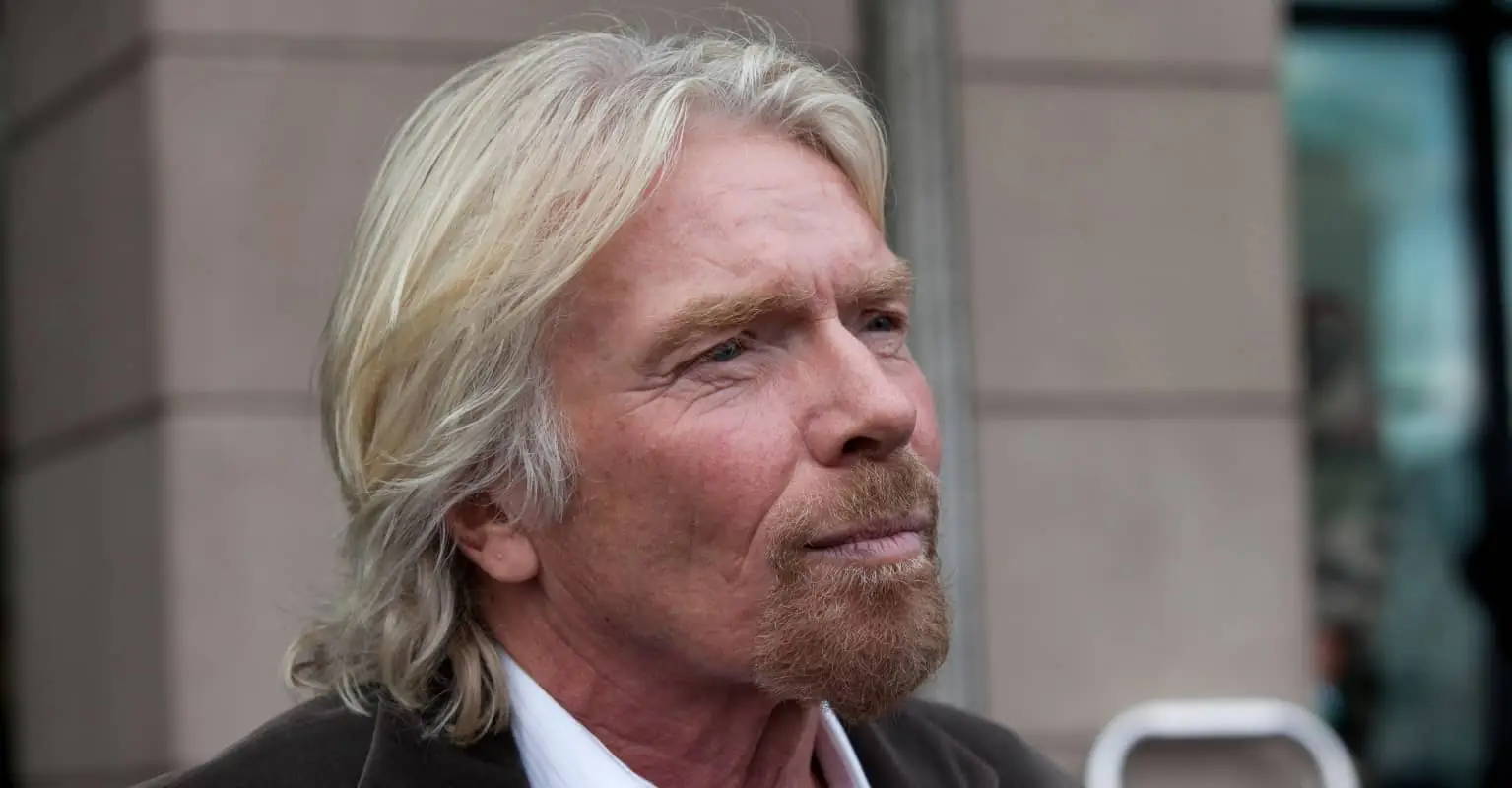 Elon Musk responds after fans relentlessly mock billionaire Richard Branson's 'ugly' kitchen