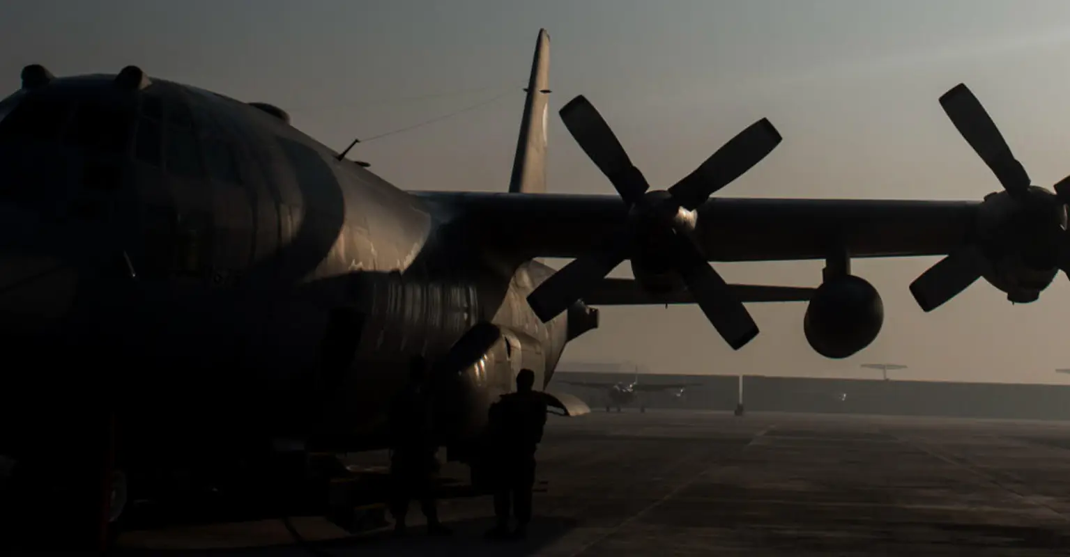 Photos show '640 Afghan refugees' crammed into US Air Force plane