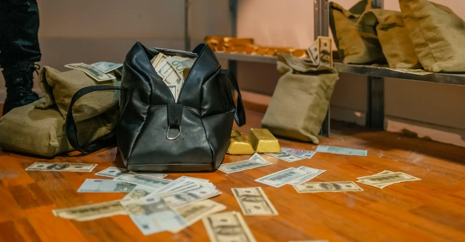 Man reveals how he robbed over 100 banks without being caught - before turning himself in