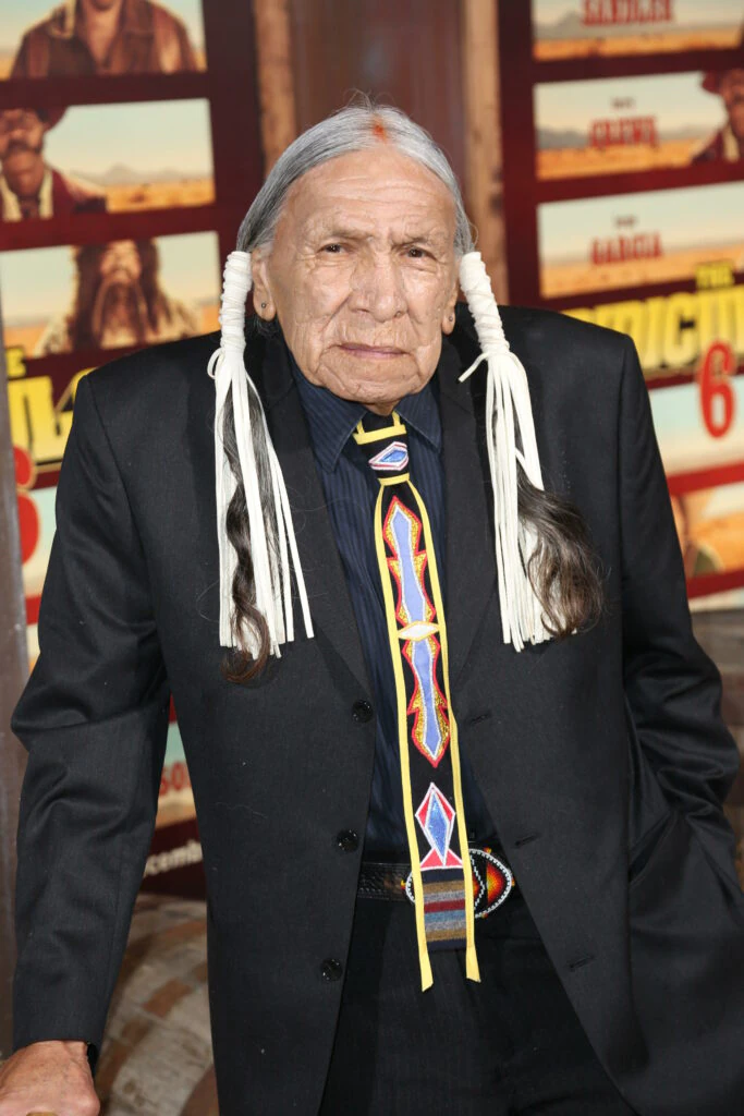 size-large wp-image-1263120479