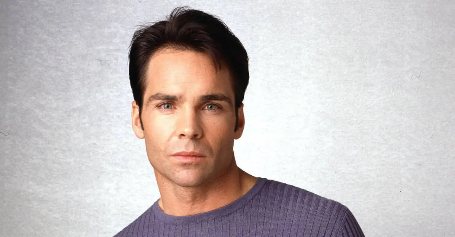 'General Hospital' star Jay Pickett dies after collapsing on set