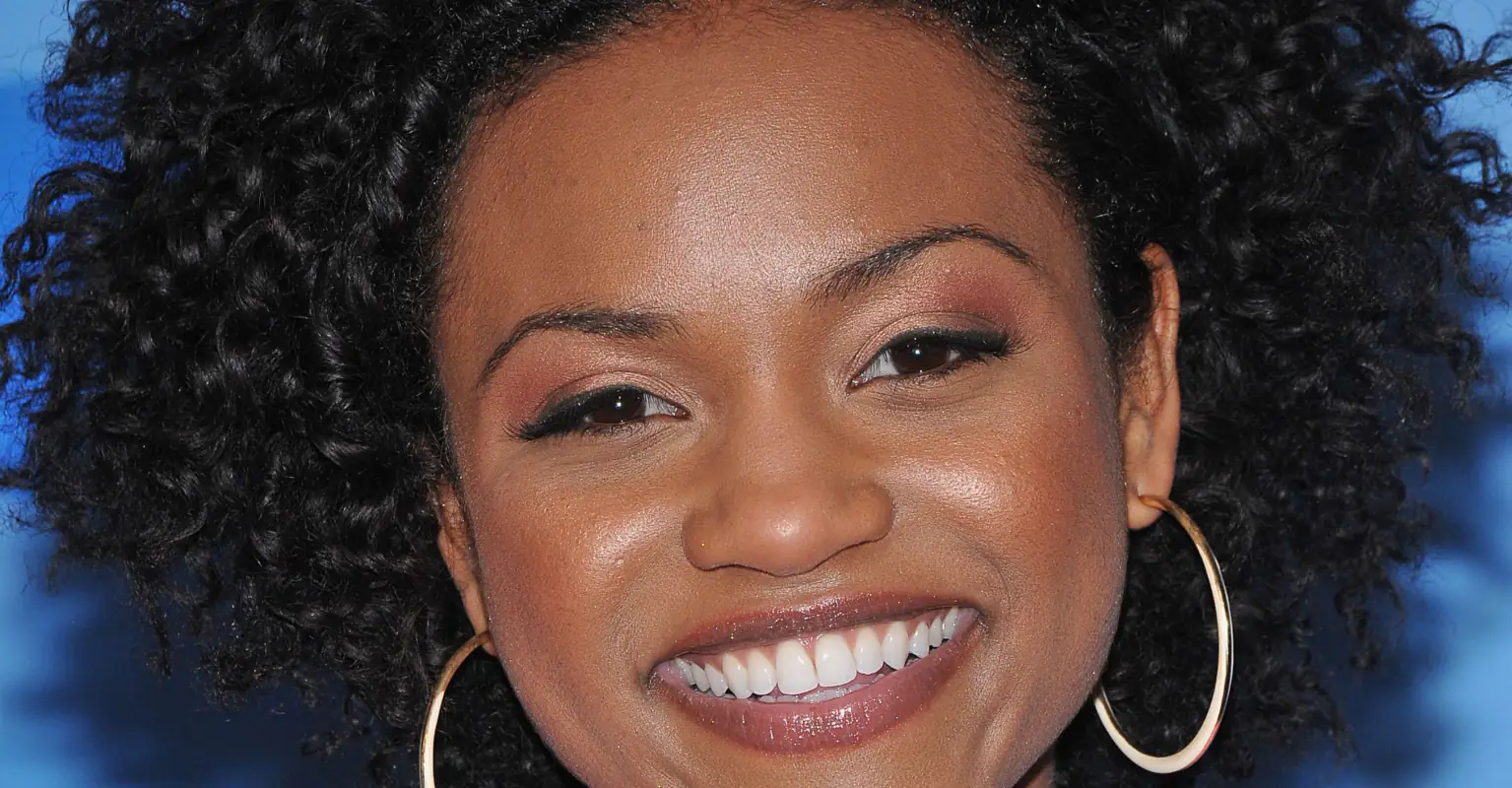 'American Idol' star breaks down as police take her newborn baby from her