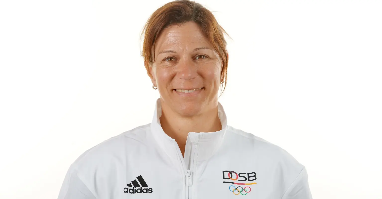 German modern pentathlon coach kicked out of the Olympics for punching horse