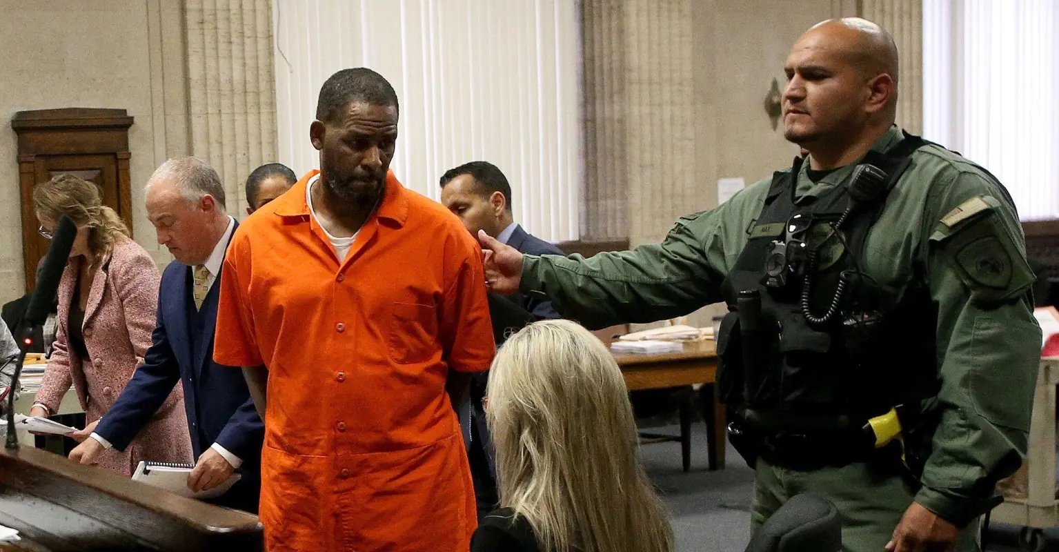 R. Kelly ‘purposely gave’ 17-year-old herpes, court hears