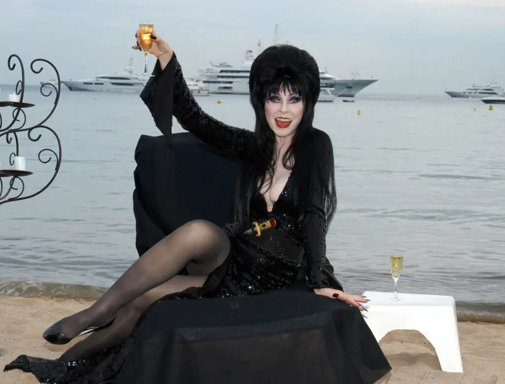 size-large wp-image-1263126983