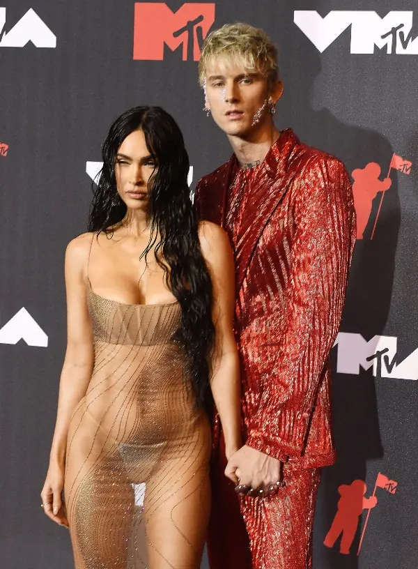 wp-image-1263126178 size-full