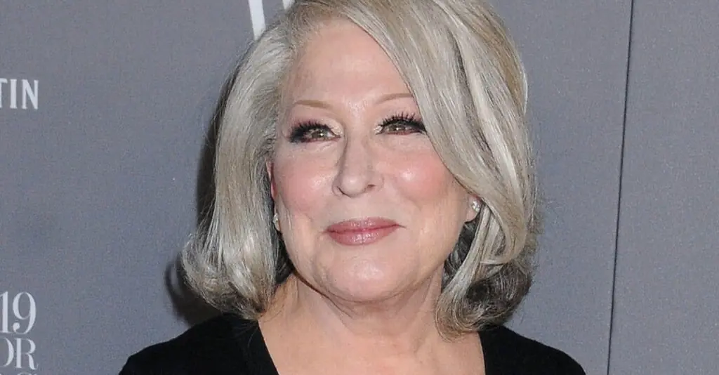 size-large wp-image-1263125320