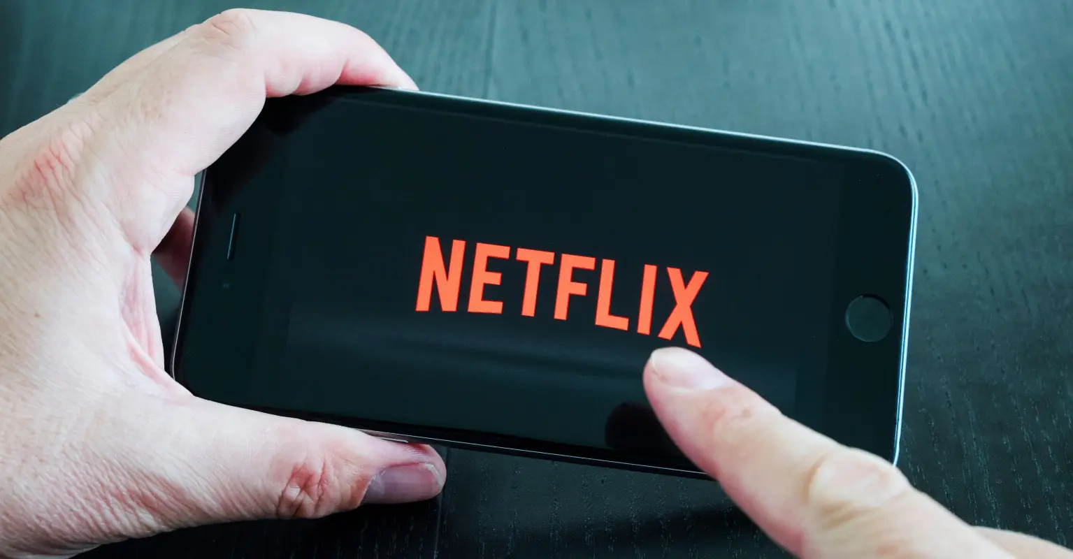 Alleged Tinder Swindler breaks silence in candid interview with new girlfriend